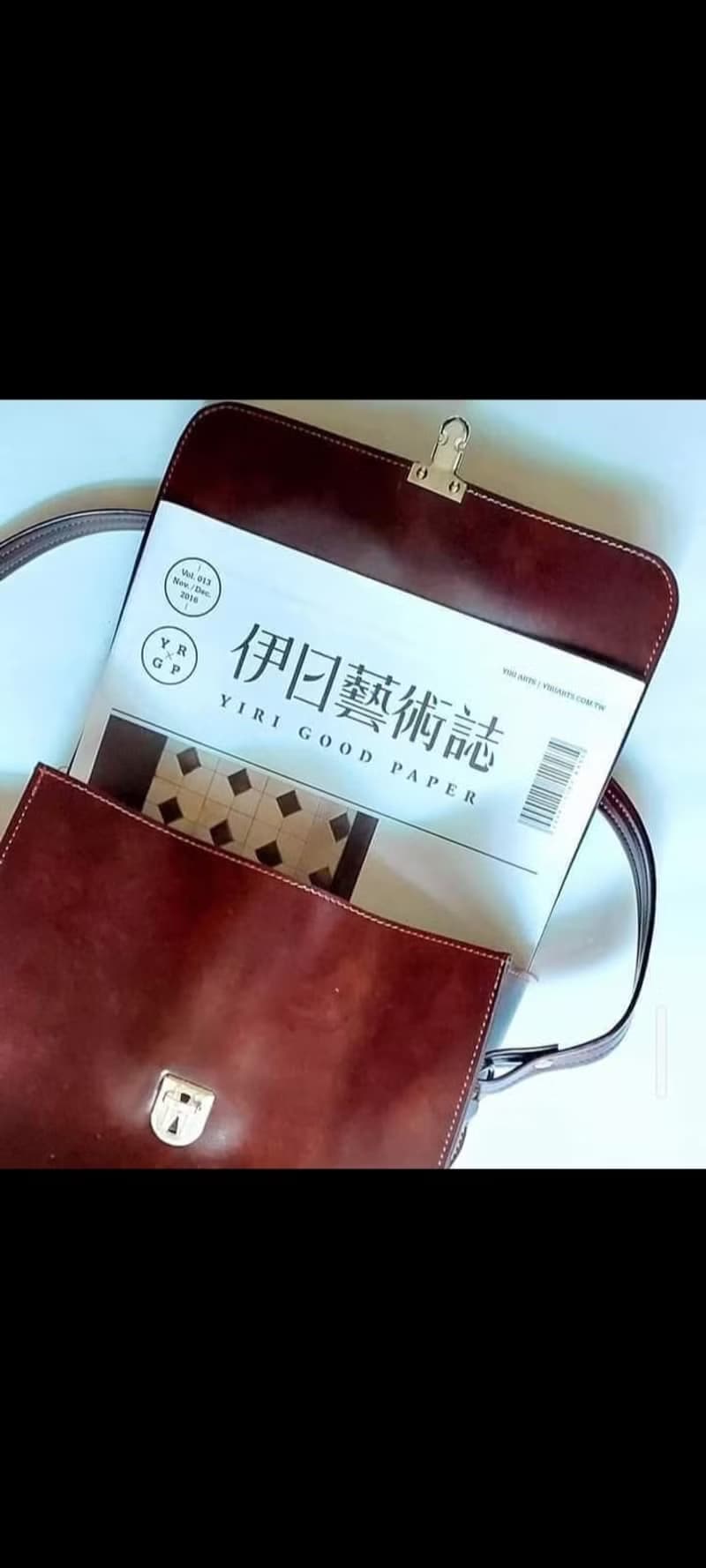 匈牙利公發深巧克力色防水PVC皮革肩背公事包 相機包可放13吋筆電