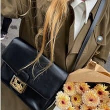 Vintage Céline 專區 馬車金屬扣肩背包 巴黎女孩必備時尚單品