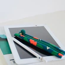 綠色紅櫻桃便捷觸控筆收納袋 綁帶筆套 文具袋