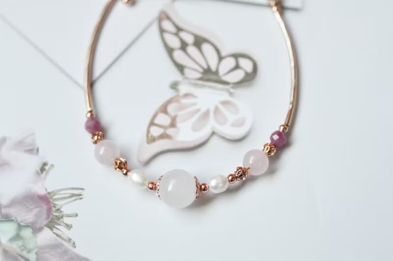 豔陽下的波斯菊花海 - 鍍玫瑰金半寶石母乳手鍊 (親子手鍊)