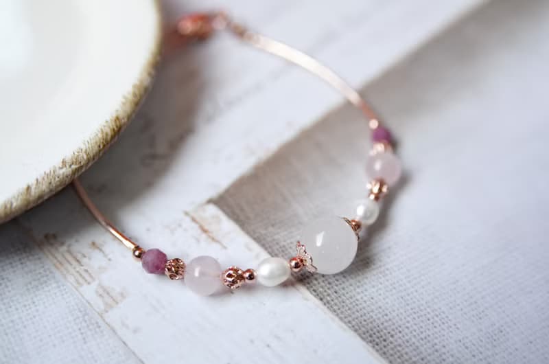 豔陽下的波斯菊花海 - 鍍玫瑰金半寶石母乳手鍊 (親子手鍊)