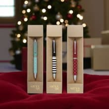 【贈小王子明信片】聖誕節特別企劃-HAPPYMT口袋原子筆-3色可選