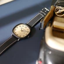 快速出貨|| Hush Puppies 美式經典皮革手錶(HP3878)-黑殼x象牙