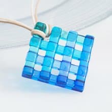 ガラスの木漏れ日(こもれび【青空】)ネックレス【受注制作】