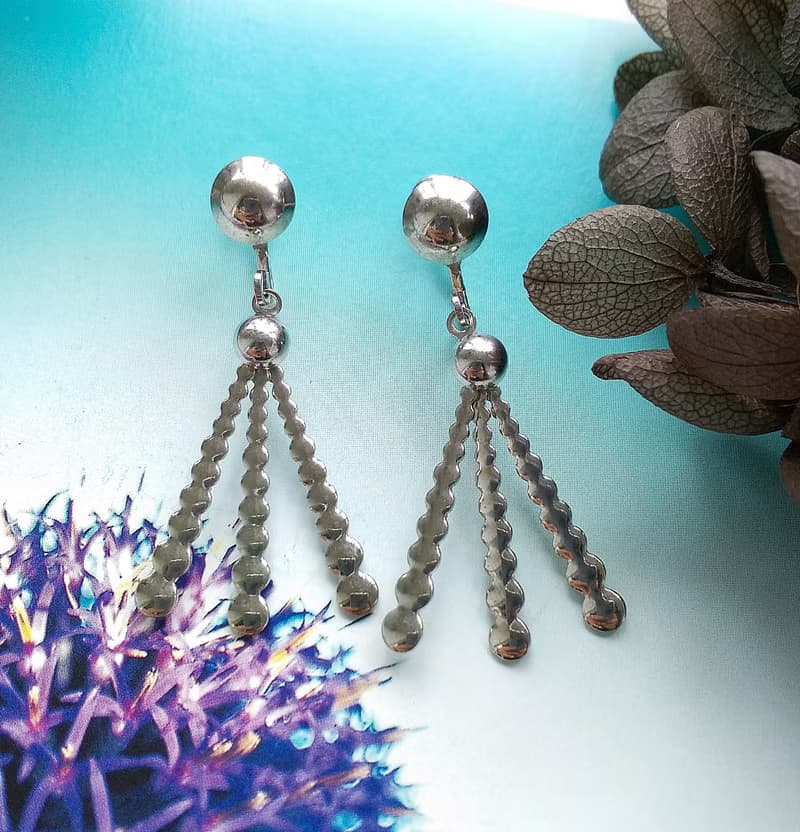 Vintage Jewelry 西洋古董飾品 DELMA 銀色調 摩登垂墜 栓式耳環