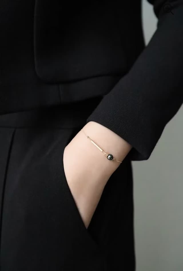 NOIR 黑珍珠手鍊