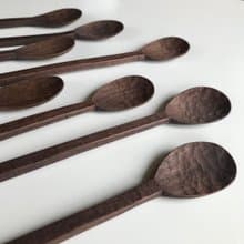 ブラックウォルナットの鋸目のスカレープーン