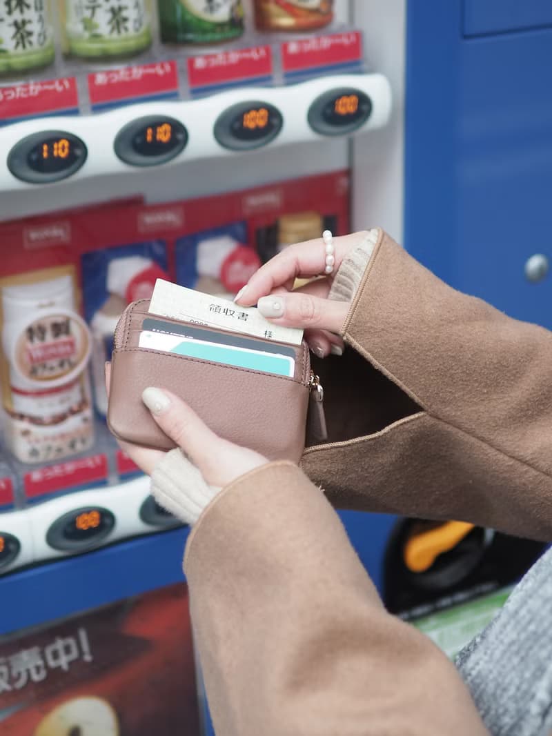 Gigi 真牛皮 拉鍊迷你錢包 : 磚色