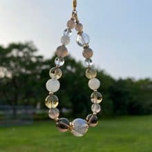 【Cinnamonmon 希娜夢夢】力量 | 水晶香氛手機吊飾 | 手機掛繩