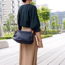 日本手工款 原味植鞣牛皮側背包 Made in Japan by CHAM
