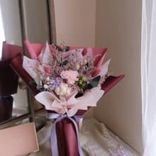 永生花束/母親節花束/乾燥花/不凋花/康乃馨/莓粉色/暖色系/母親