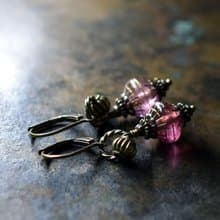 桜色ドイツヴィンテージビーズのリングピアス