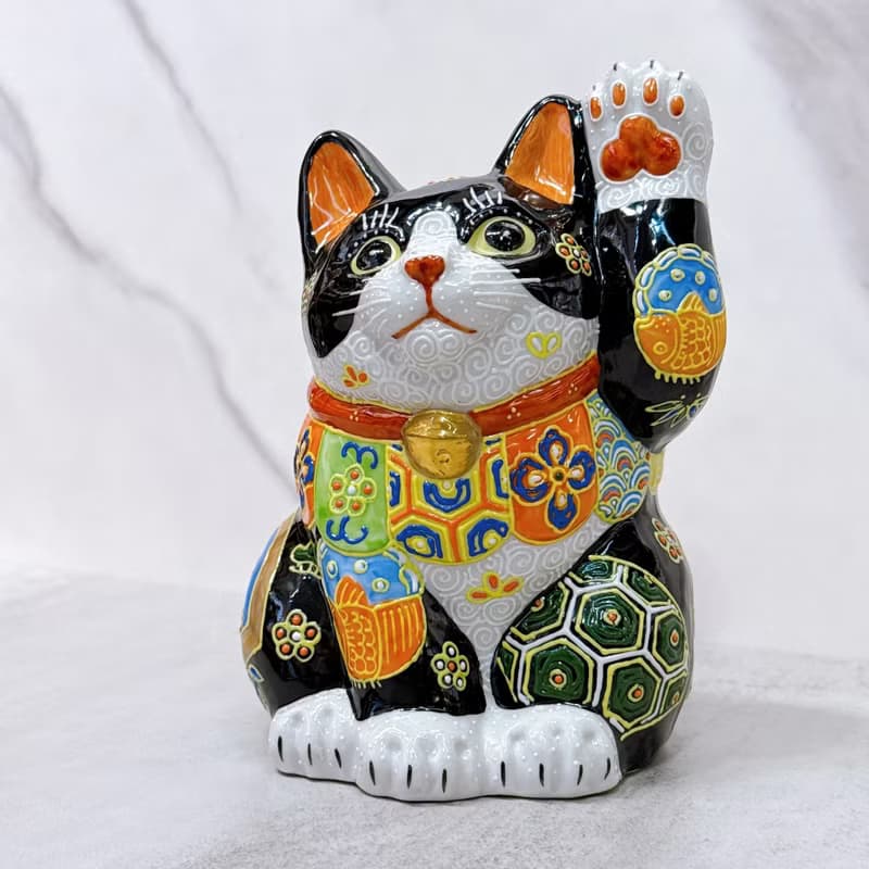 【金鈴守福】日本九谷燒招財貓 |  黑地盛小紋5.7號