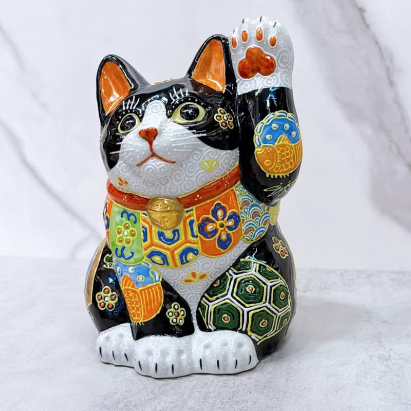 【金鈴守福】日本九谷燒招財貓 |  黑地盛小紋5.7號