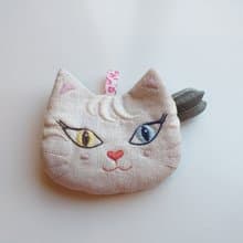 異色瞳微笑小白貓卡套零錢包(純手工刺繡)