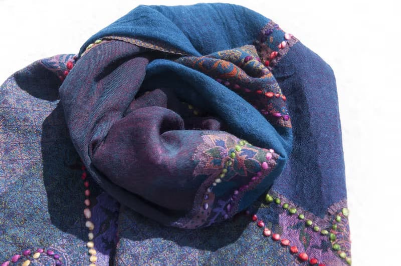 喀什米爾Cashmere羊絨毯 刺繡毛毯 羊毛蓋毯 保暖披肩 針織 刺繡羊毛披肩 針織蓋毯 刺繡圍巾 羊絨披巾 聖誕-花