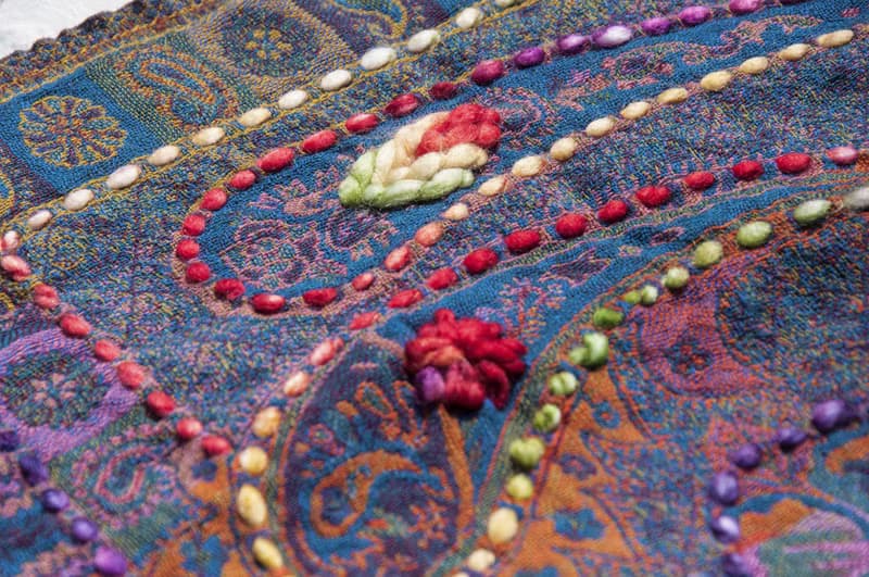 喀什米爾Cashmere羊絨毯 刺繡毛毯 羊毛蓋毯 保暖披肩 針織 刺繡羊毛披肩 針織蓋毯 刺繡圍巾 羊絨披巾 聖誕-花