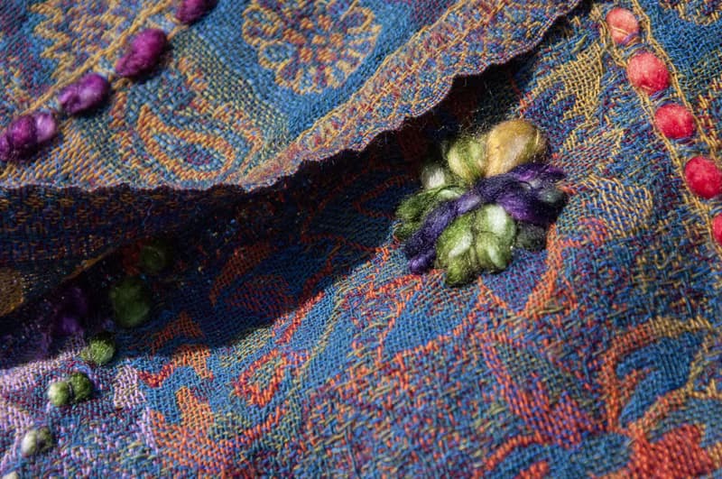 喀什米爾Cashmere羊絨毯 刺繡毛毯 羊毛蓋毯 保暖披肩 針織 刺繡羊毛披肩 針織蓋毯 刺繡圍巾 羊絨披巾 聖誕-花