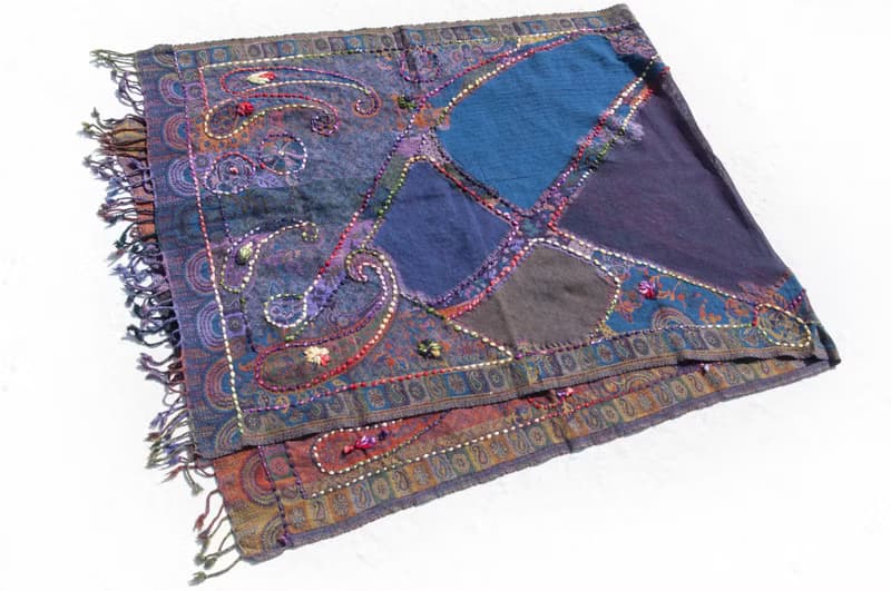 喀什米爾Cashmere羊絨毯 刺繡毛毯 羊毛蓋毯 保暖披肩 針織 刺繡羊毛披肩 針織蓋毯 刺繡圍巾 羊絨披巾 聖誕-花