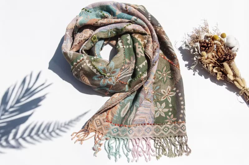喀什米爾Cashmere/水煮羊毛披肩/針織圍巾/刺繡圍巾/羊絨披巾-花