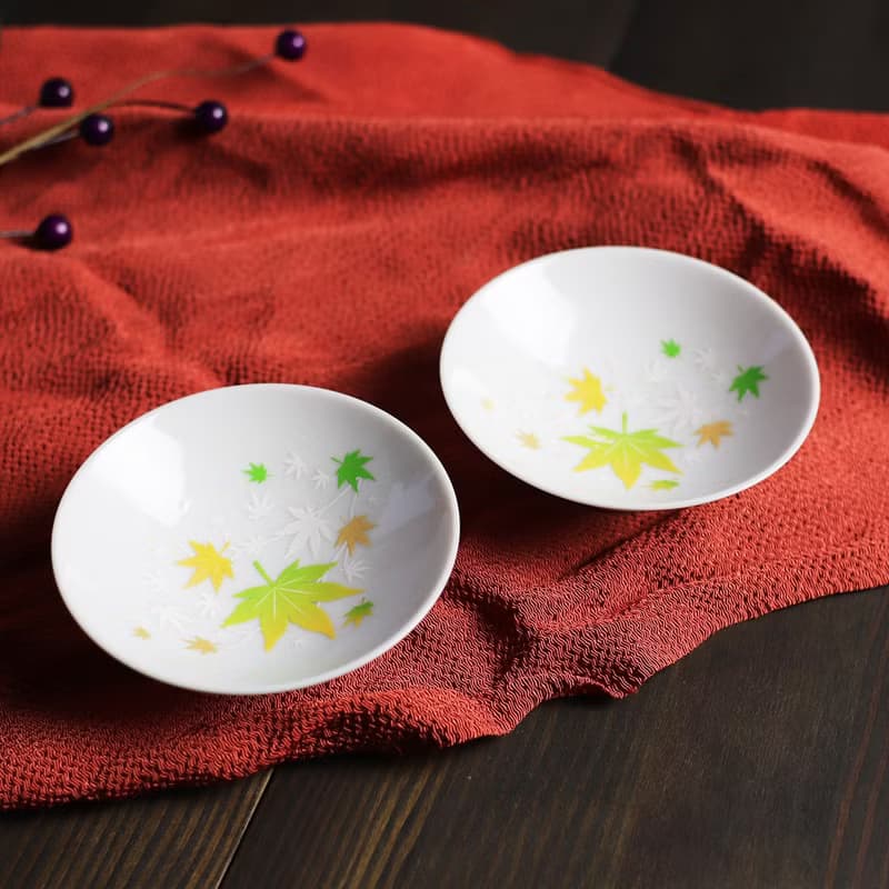 冷感紅葉平盃ペアセット　温度で色が変わる季節を楽しむ器