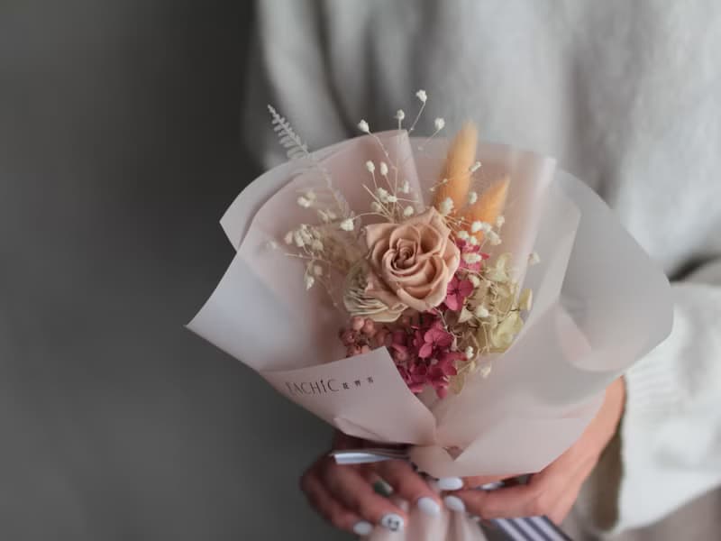 永生小花束 / 奶茶色
