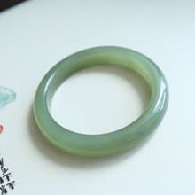 天然晴水和田玉手鐲  晴水手鐲冰底湖水綠顏色美脂份厚七夕禮物