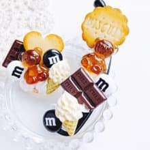 お菓子のバナナクリップ　chocolate   スイーツデコ  フェイクスイーツ