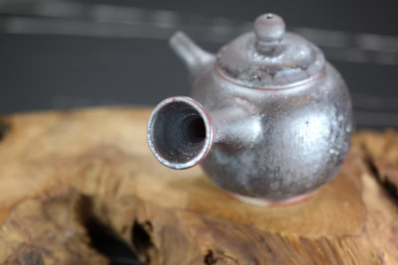 【送禮好物】220ml 柴燒落灰 側把茶壺 鶯歌名家葉敏祥手作