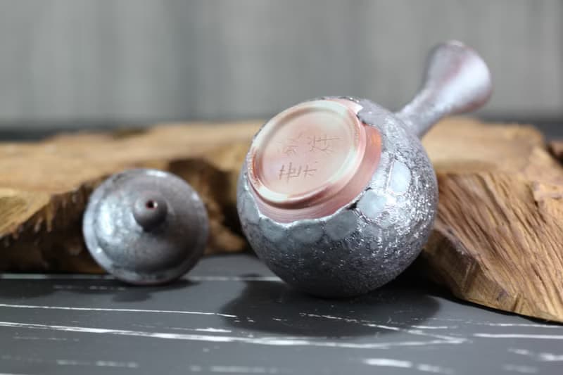【送禮好物】220ml 柴燒落灰 側把茶壺 鶯歌名家葉敏祥手作