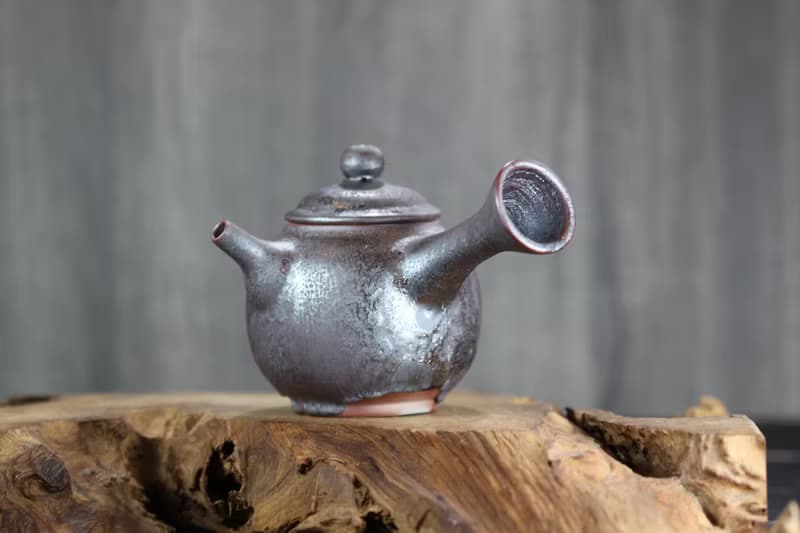 【送禮好物】220ml 柴燒落灰 側把茶壺 鶯歌名家葉敏祥手作
