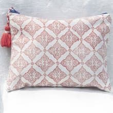 手工木刻印相機包/木刻印化妝包/手機包/雜物包/手拿包-復古窗花