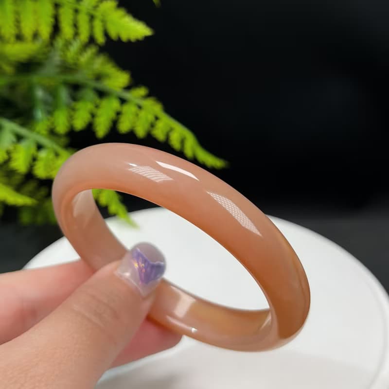 精品 漸變橘色瑪瑙手鐲 57+MM 冰潤起光千層紋玉髓手環 甜美俏麗