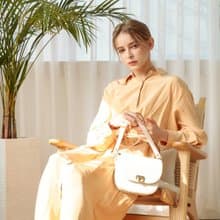 韓國LUNA BAG | 奶白色 | 圓角袋 |側背包 斜孭袋