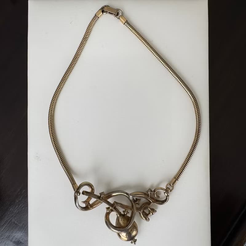 Rare Crown Trifari Antique necklace design by A.Philippe Signed US Patent 1950s