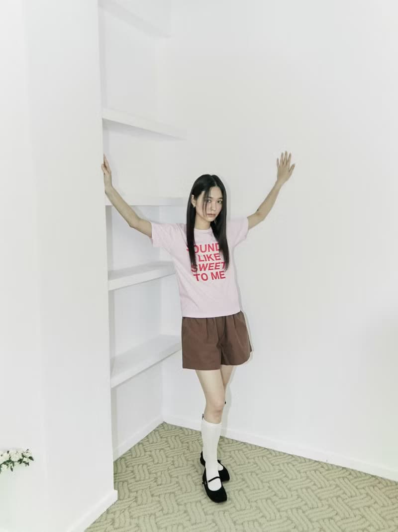 WHITE KNEE SOCKS