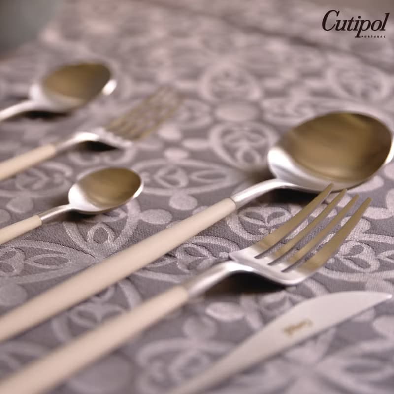 葡萄牙Cutipol GOA系列奶茶柄22cm主餐刀