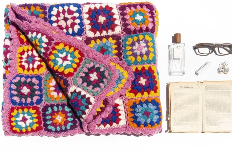 手工羊毛鉤織蓋毯 編織沙發巾 露營保暖 東歐風鉤織桌墊-彩虹花朵