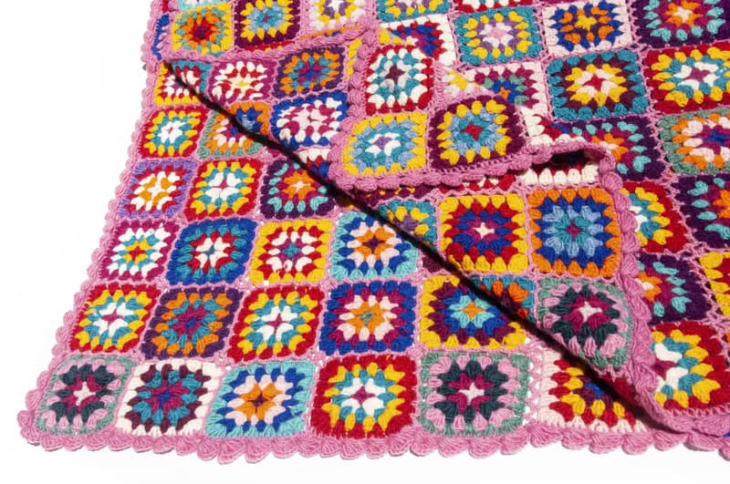 手工羊毛鉤織蓋毯 編織沙發巾 露營保暖 東歐風鉤織桌墊-彩虹花朵