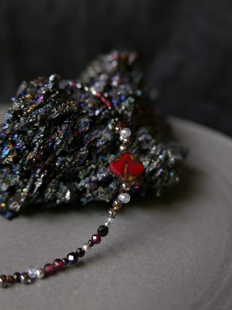 天然石手鍊/紅石榴石/黑尖晶