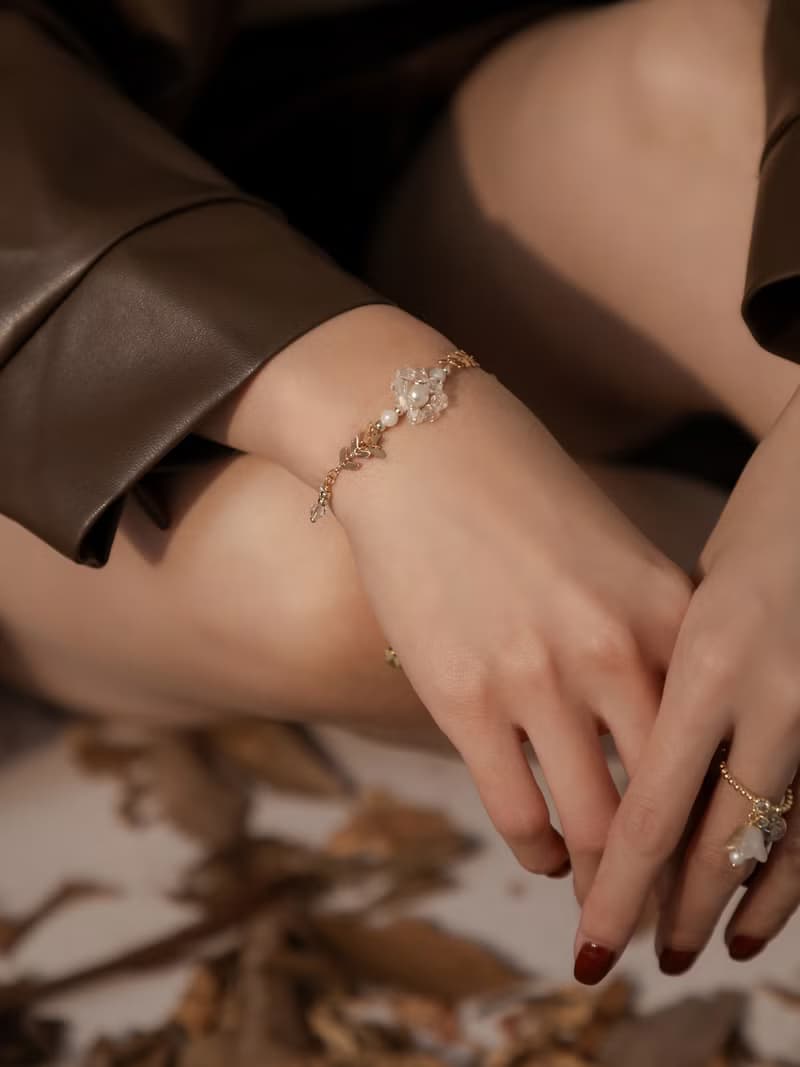 落葉微光。MUCHAT手作14KGP枝葉水晶珠花手鍊