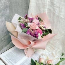 【康乃馨永生花束】溫柔後盾—無條件支持型媽媽|永生花|乾燥花