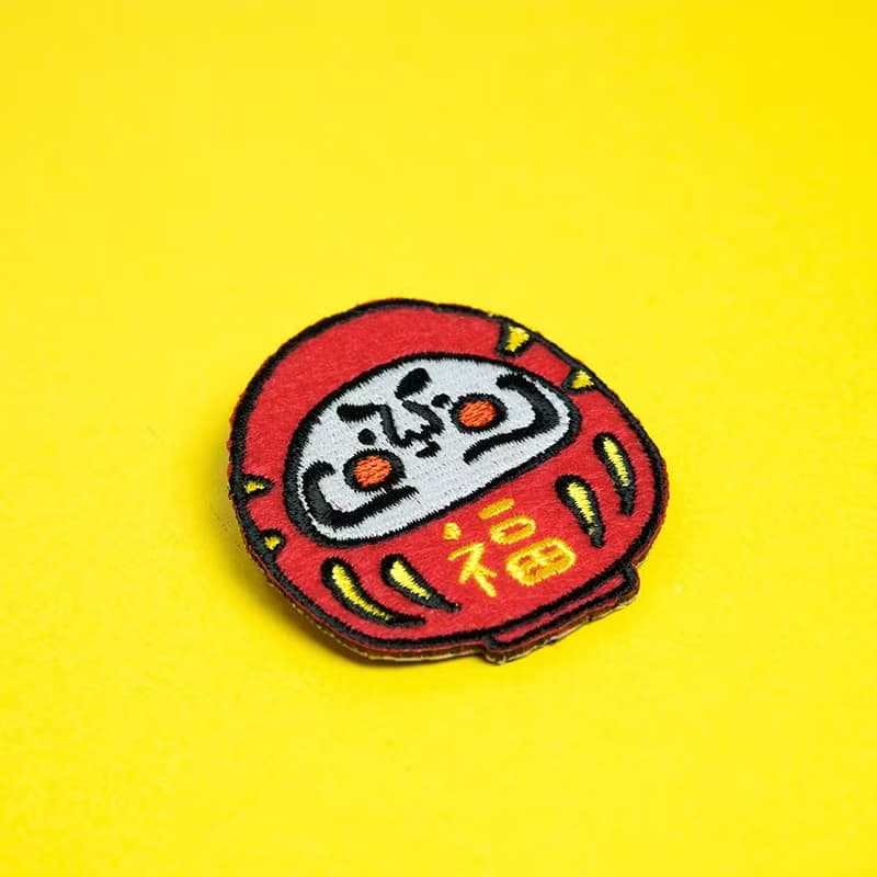 刺繡別針 / 不倒翁達摩