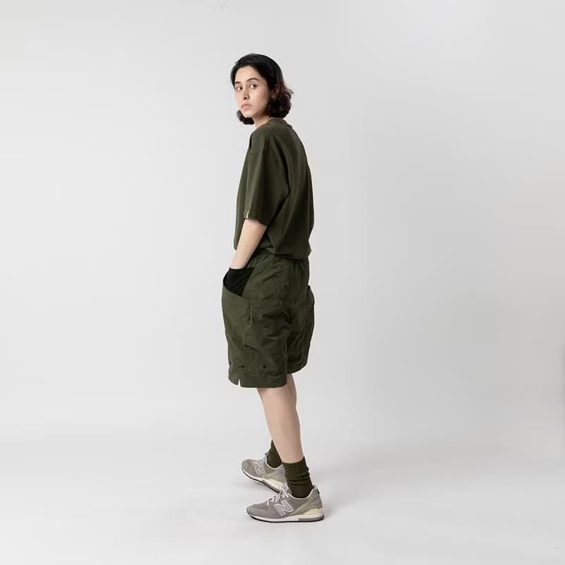 Relax Graphic Tee 橄欖綠色印花小領口廓形寬松通勤短袖棉T恤