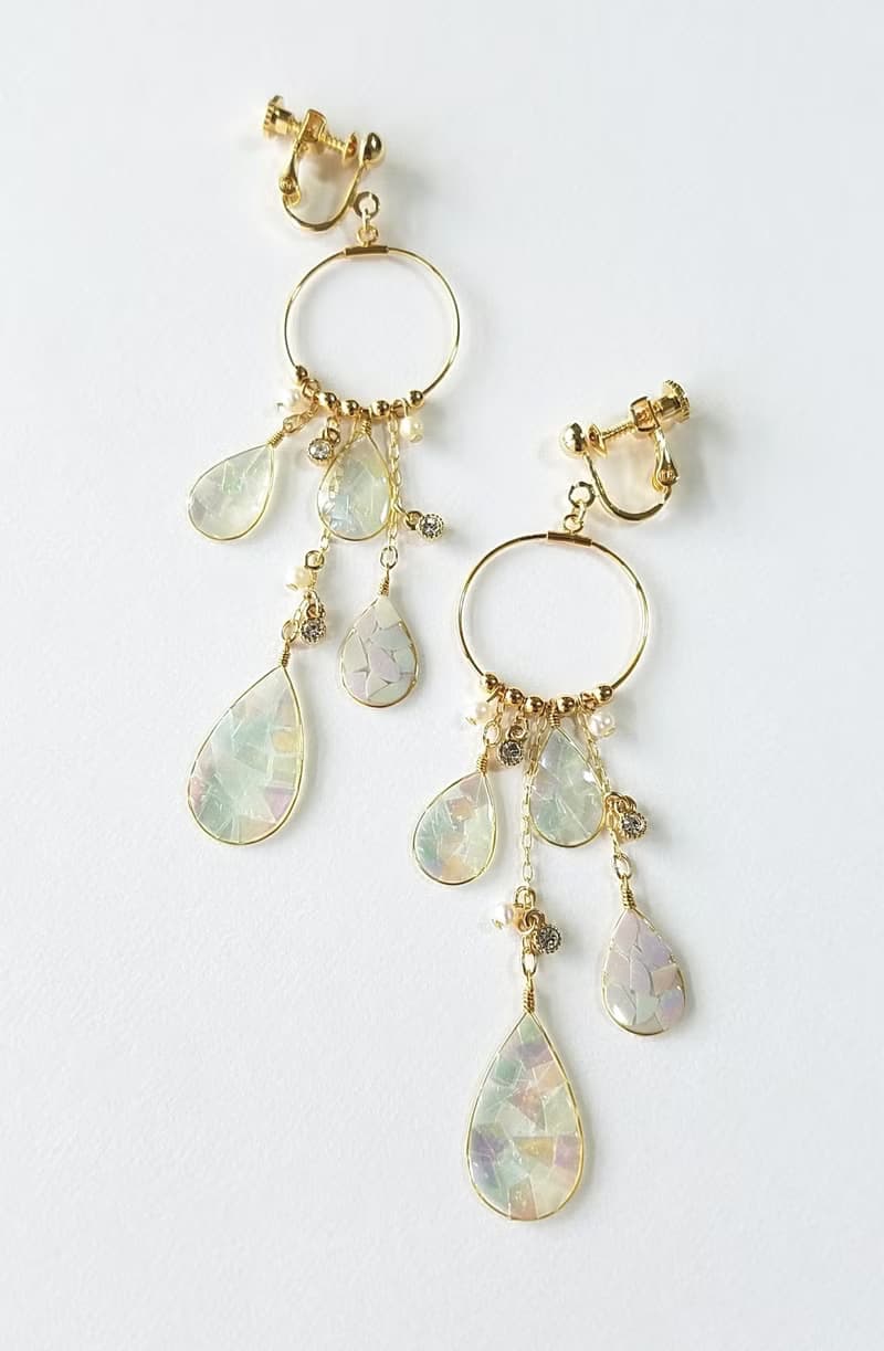 trickle 雫と淡水パールのフープピアス/イヤリング