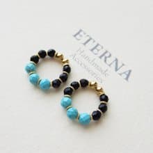 マグネサイトターコイズとブルーゴールドストーンのフープイヤリング 夾式耳環