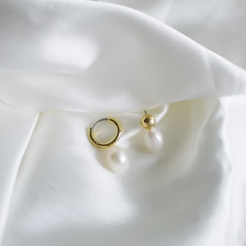 不對稱設計淡水珍珠耳環