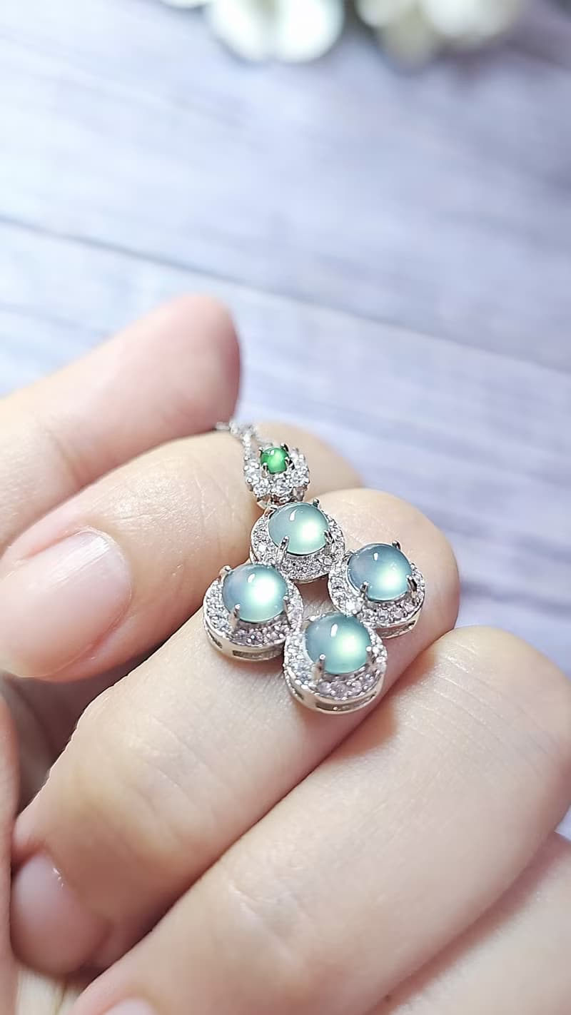 |發光藍剛|A貨翡翠高冰玻藍剛蛋面5mm純銀鍍18k小奢款吊墜