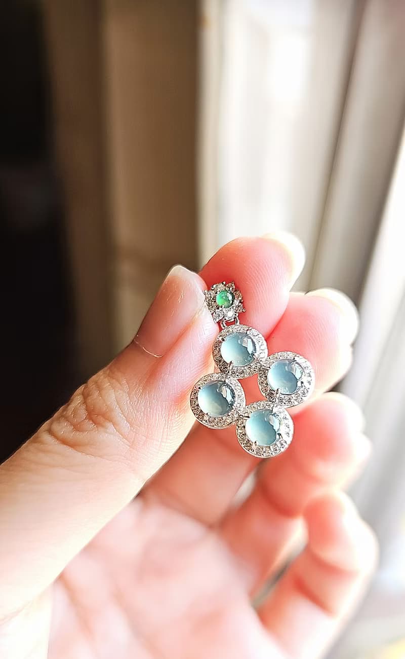 |發光藍剛|A貨翡翠高冰玻藍剛蛋面5mm純銀鍍18k小奢款吊墜
