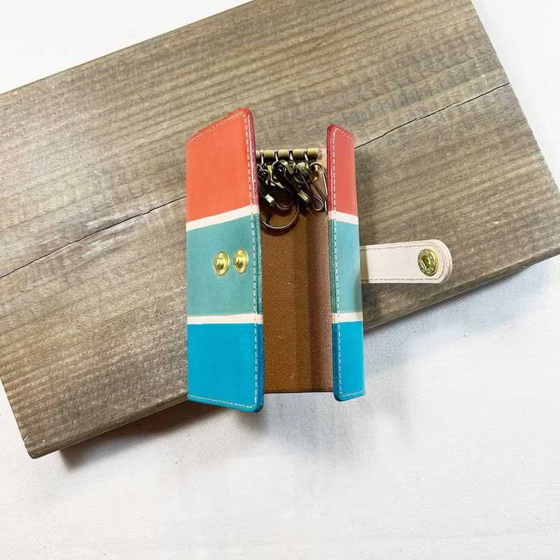 植鞣革牛皮_平口扣條鑰匙套_茄芷傳統三色